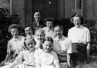 Weesmeisjes in 1955